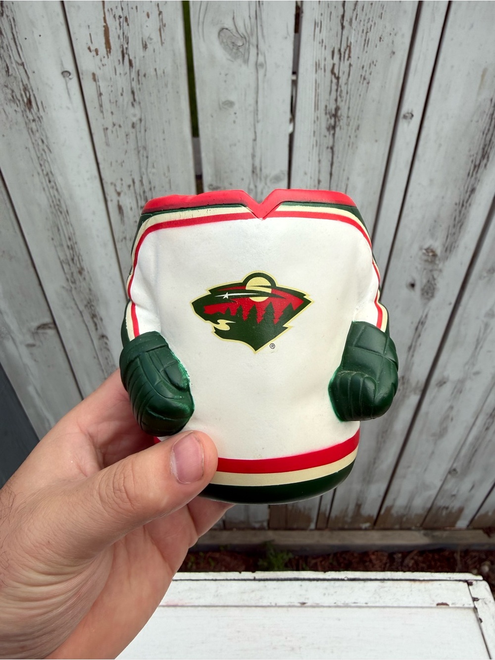 π» 3/$12 Minnesota Wild Koozie